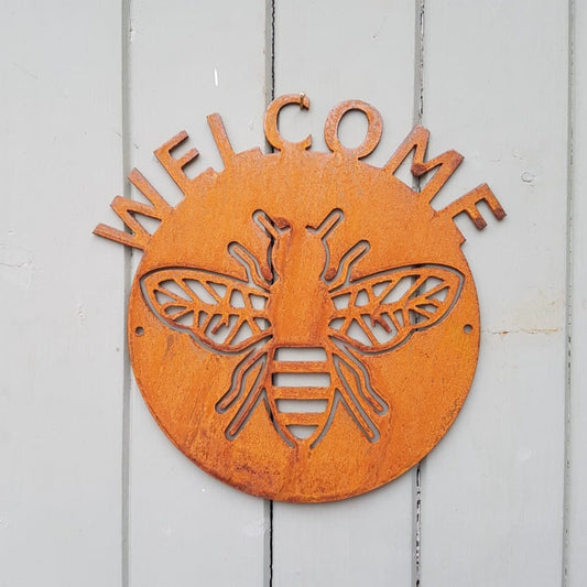 Rusted Metal Welcome Bee