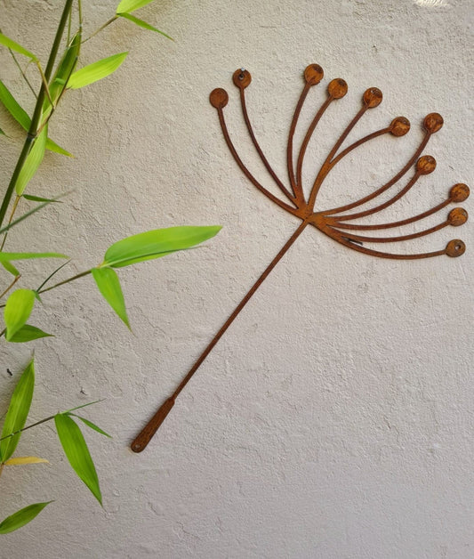 Rusted Metal Dandelion