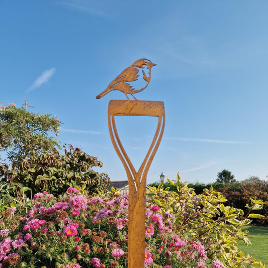 Metal Robin on Fork Handle Decor